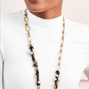 Stella and dot French twist necklace
